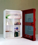 جعبه کمک های اولیه پر.jpg